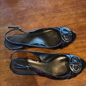 Anne Klein Elegant Black and brown Slingback Heels